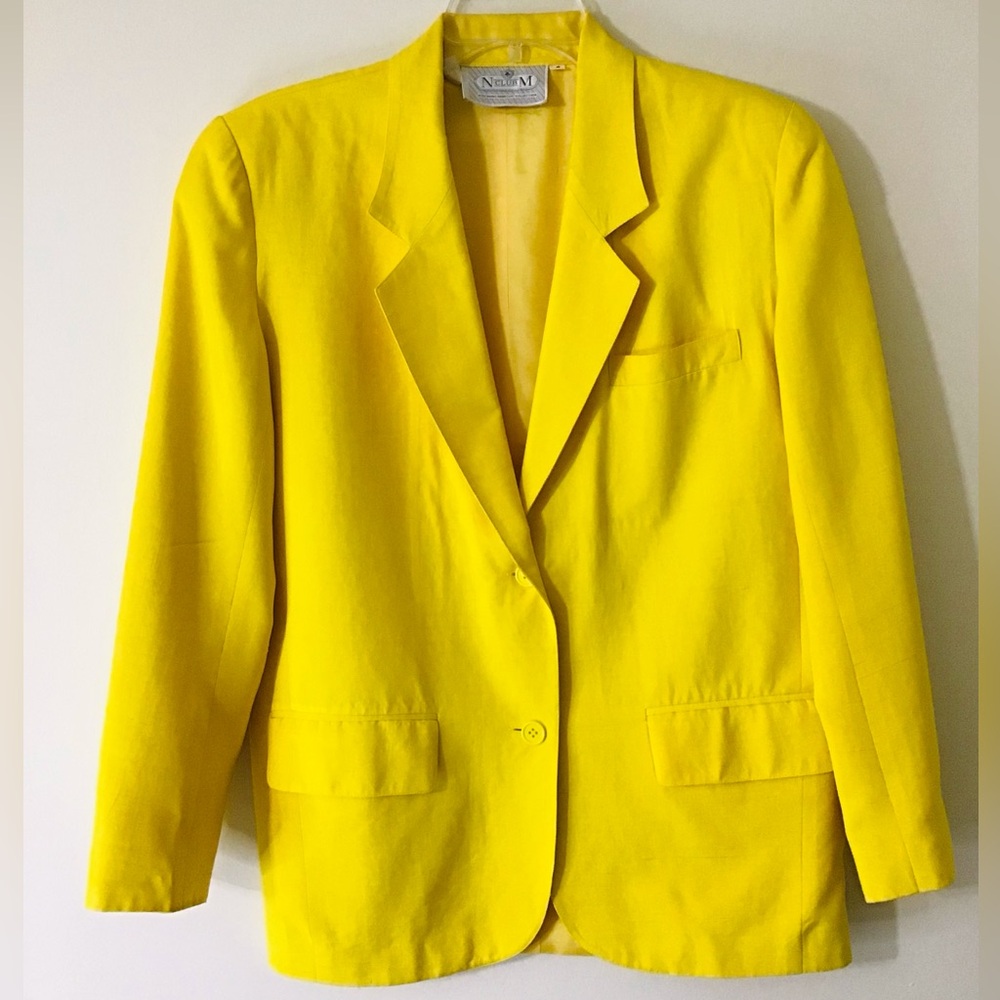 Nieman, Marcus Club Silk Blazer